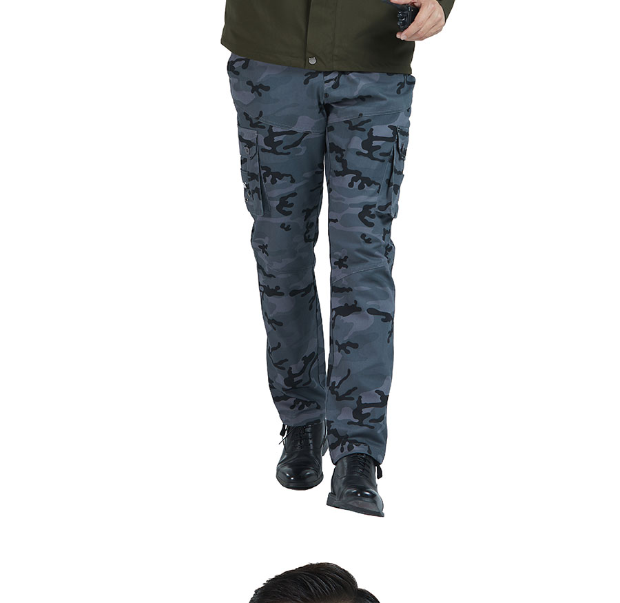 北汽越野可拆卸冬季工作服模特展示图2